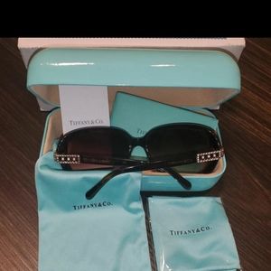 Tiffany & Co sunglasses TF4008